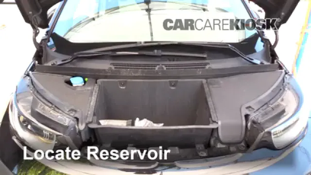 2017 BMW i3 Range Extender 0.6L 2 Cyl. Liquide essuie-glace Ajouter du liquide